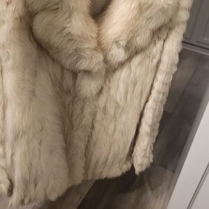 Elegant Blue Fox Fur Coat